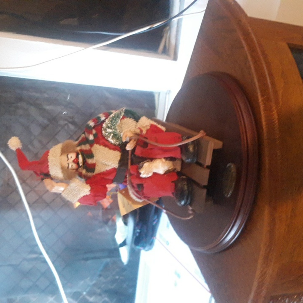 10" Real Rags Watxh out below Clown Figurine